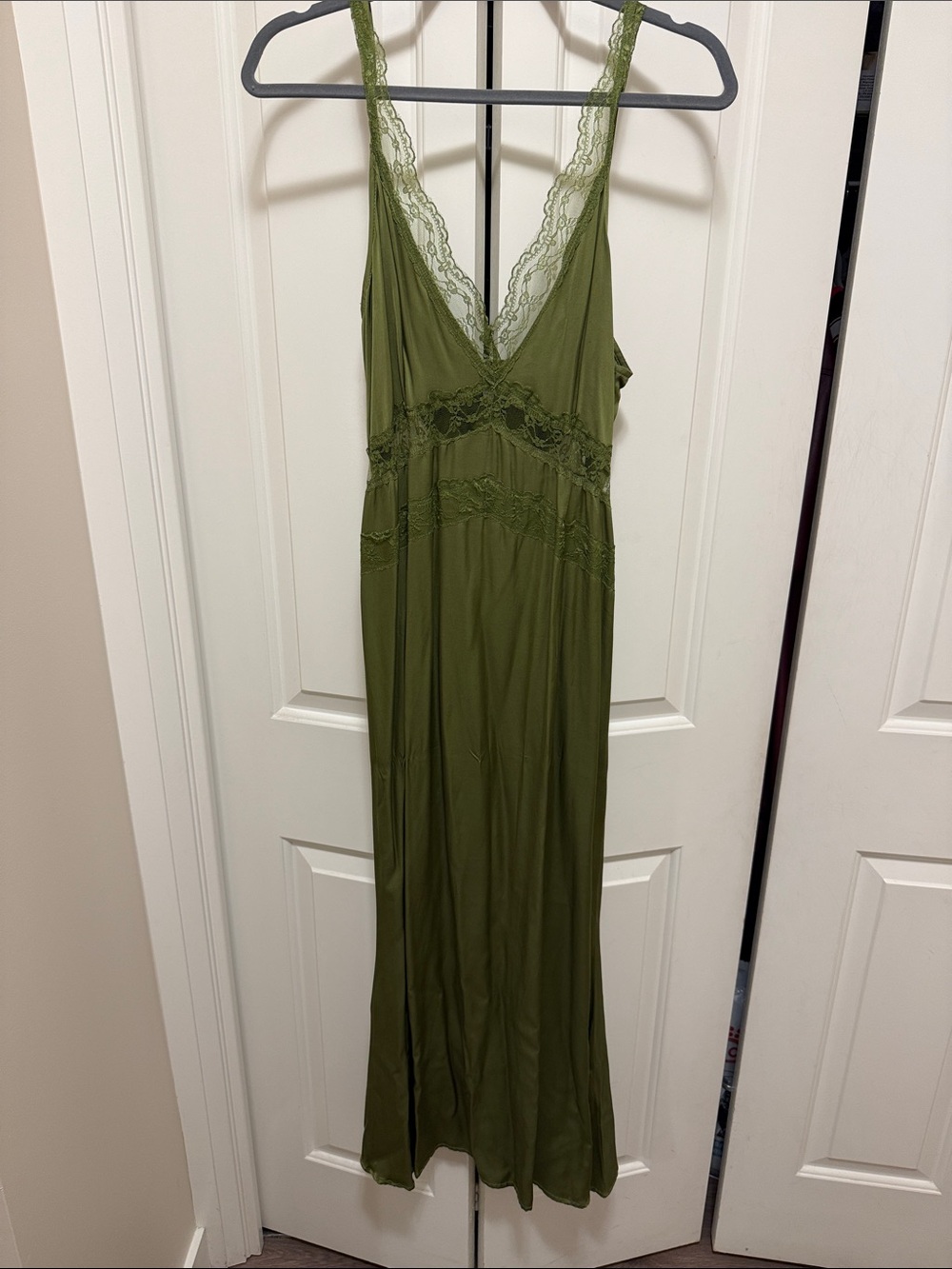 Never fully dressed Olive Gianna Lace-Trim Slip Dress
